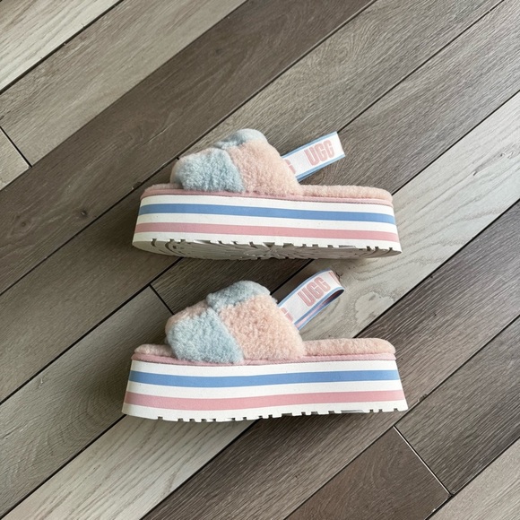 UGG Women’s Disco Checker Slide | Size: 10 | Excellent Condition - Picture 4 of 9